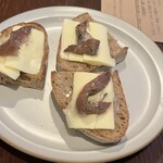 カンティーナ カーリカ・リ - アンチョビバター