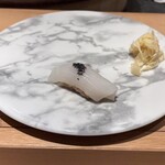 恵比寿 鮨 一 - 1番印象深いお鮨。見た目から分からない奥深さ。