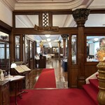 メインダイニングルーム - ダイニングルーム入口（2階）