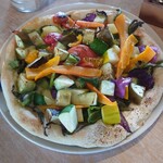 ラミン - 旬の野菜のピザ