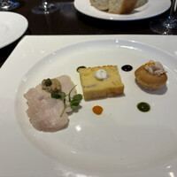 IL PINOLO SKY TERRACE 横浜 - 前菜3種盛り合わせ
