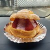 温泉ベーカリー - ベリーのシュークリーム