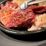 肉 希々 - 
