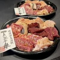 肉 希々 - 