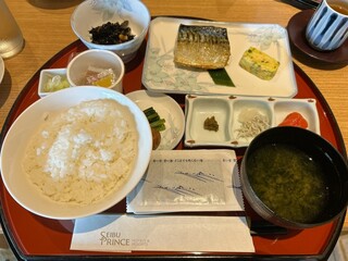 카루이자와 72 골후 히가시 코스 레스토랑