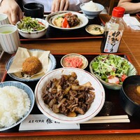 豚捨 KITTE丸の内店 - 