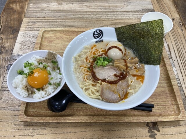 じげもんちゃんぽん&FRIED JUNKIES ヒタチエ店 （じげもんちゃんぽん