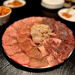 四谷三丁目 大衆焼肉 暴飲暴食 - 