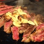 明洞純豆腐 - ◆厳選牛の塊肉