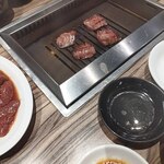焼肉 ジャンボ - 