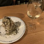 da.b - ダ・ベーのポテサラと白ワイン