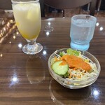 더 로이야루 아지안 킷친 다이야몬도 세이루카 가든점