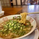 いせや - 濃厚醤油ラーメン背脂2倍