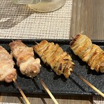 炭火焼鳥 三久 - 鳥もも　　とりかわ