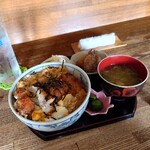 カタヤマ - 特製カツ丼(コーヒー付き)お値段お任せ