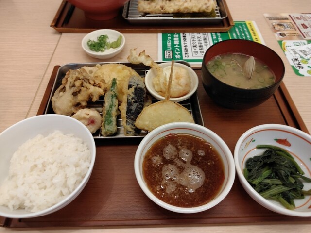 Ten-don Tempura Honpo San Ten Harinanakano Ten