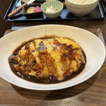 クッキングフォレスト - 料理写真:デミオムライス　800円