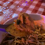 タイ屋台メシ モンティ 13 - ココナッツカレースープ浮遊！