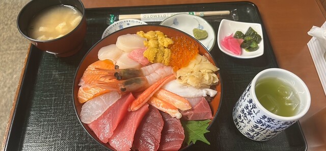 みなと食堂 - 苫小牧（海鮮丼）の写真