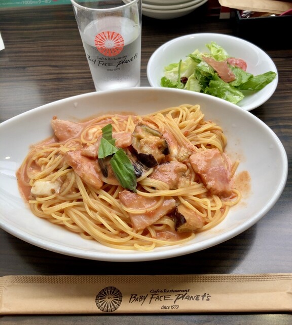 ベビーフェイスプラネッツ苫小牧店 &ndash; MEGAドンキホーテ内のカフェ