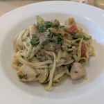 レストラン CALMA - ウニと帆立の塩味リングイネ