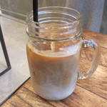 マイティ ステップス コーヒー ストップ - アイスカフェラテ　４５０円