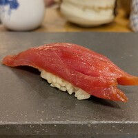 神楽坂 鮨 弥栄 - 本鮪の漬け