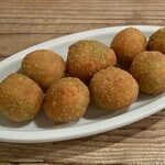 OSTERIA 山あり谷あり - オリーブの肉詰めフライ・アスコラーナ