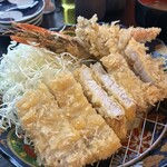 とんかつ・牛カツ 油屋 - 