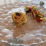 レストラン TIN’IN - 宮古島近海水揚げ魚のタルタル モンブラン仕立て　沖縄県産野菜のマリネ