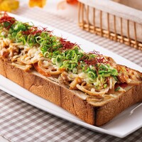 【ランチのみ】蓮根きんぴらの惣菜ピザトースト
