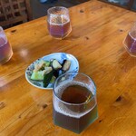 手打そば一ぷく - サービスのお漬物