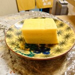 寿司 松岡 - ◯だし巻き卵
      これでコースの〆となる
      
      甘みが自然で出汁感も効いてて美味しい