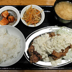 キッチン シン•トミー - トリ南蛮定食