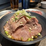 厚切り牛タン 焼肉一心たん助 - 
