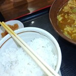 まるすい - 写メ撮る前にご飯をパクリ(⁠≧⁠▽⁠≦⁠)