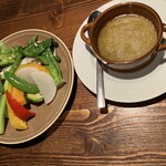 台 - いちいちおしゃれで、東京の端にあるお店とは思えない(ほめています)2