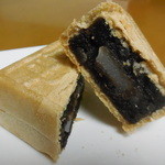 紀の国屋 - 小倉の中には柔らかな求肥 