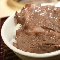 天壇 赤坂店 - 『天壇ロースランチ』のリブロイン