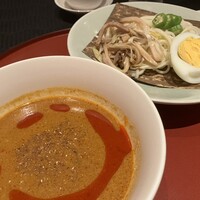 スーツァン・レストラン陳 渋谷店 - 長崎県五島うどんのスパイシー担々つけ麺