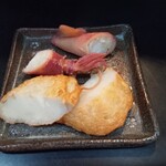 肴やハマちゃん - さつま揚げと子持ちヤリイカ