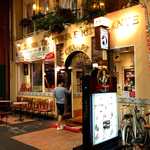 ピッツェリア ブラチェリア チェザリ - チェザリ入口