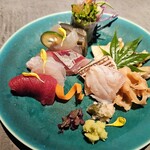 立ち喰い鮨 人人 - 