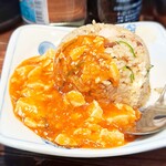 めだかタンタン - 半チャーハンに麻婆トッピング