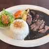 ディーズハピネス - 黒カレー、肩ロースステーキセット