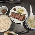 牛たん炭焼 利久 - 