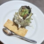 ハイライフ ポーク テーブル - サザエとベーコン　茸のブルギニオンバター　ファルス仕立て　1ケ800円