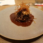 Grand Bleu Gamin - 宮古牛のミルフィーユ 飴色オニオンステーキ添え