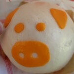 老維新 - 見た目が可愛らしいブタ角煮まん写真(^^)