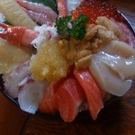 漁師の店 中村屋 - 大漁丼